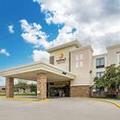 Exterior of Comfort Suites East Lincoln - Mall Area