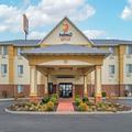 Image of Comfort Suites Findlay I-75 near Sports Complex