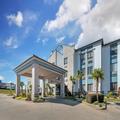 Exterior of Comfort Suites Hattiesburg Near University