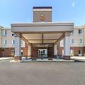 Exterior of Comfort Suites Mount Vernon