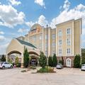 Exterior of Comfort Suites Vicksburg