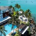 Exterior of Coral Sea Resort