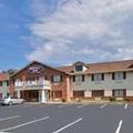 Exterior of Country Hearth Inn & Suites Toccoa