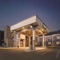 Image of Country Inn & Suites by Radisson, La Crosse, WI
