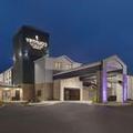 Exterior of Country Inn & Suites by Radisson, Roanoke Rapids, NC