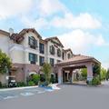 Exterior of Courtyard Thousand Oaks Ventura County