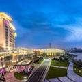 Exterior of Crowne Plaza Yangzhou