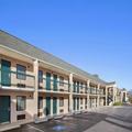 Exterior of Days Inn By Wyndham Lexington/Columbia