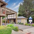 Exterior of Days Inn & Suites by Wyndham Arcata
