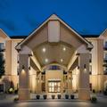 Photo of Days Inn & Suites by Wyndham Cedar Rapids