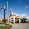 Photo of Days Inn & Suites by Wyndham Corpus Christi Central