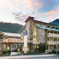 Photo of Days Inn & Suites by Wyndham Downtown Gatlinburg Parkway