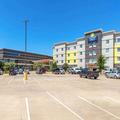 Image of Days Inn & Suites by Wyndham Lubbock Medical Center