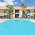 Exterior of Days Inn & Suites by Wyndham Navarre - near Beaches/Hurlburt