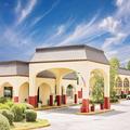 Image of Days Inn & Suites by Wyndham Starkville