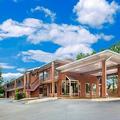 Exterior of Days Inn by Wyndham Benton
