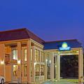 Image of Days Inn by Wyndham Clinton