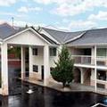 Exterior of Days Inn by Wyndham Dahlonega University Area