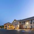 Image of Days Inn by Wyndham Iron Mountain