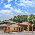 Exterior of Days Inn by Wyndham Kingdom City