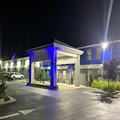 Image of Days Inn by Wyndham Lake Bluff/Great Lakes Naval Base