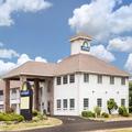 Image of Days Inn by Wyndham Ocean Shores