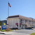 Exterior of Days Inn by Wyndham San Marcos
