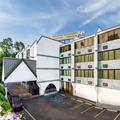 Exterior of Days Inn by Wyndham Scranton Pa