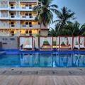 Image of De Grand Riviera