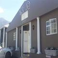 Exterior of De Ville Lodge