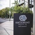 Photo of DoubleTree by Hilton Hotel Lisbon - Fontana Park