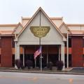 Exterior of Eagles Nest Hotel