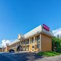 Exterior of Econo Lodge East Ridge