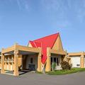 Exterior of Econo Lodge Inn And Suites
