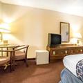 Image of Econo Lodge Inn & Suites