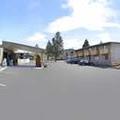 Exterior of Econo Lodge Inn & Suites Madras