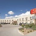 Photo of Econo Lodge Inn & Suites Santa Fe South
