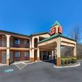 Exterior of Econo Lodge Nashville Near Percy Priest Lake