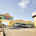 Exterior of Econo Lodge Temple