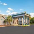 Exterior of Econo Lodge Townsend