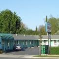 Exterior of Economy Inn