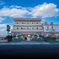 Photo of Elev8 Hotel Los Angeles LAX