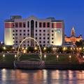 Image of Embassy Suites Hotel Des Moines Downtown