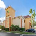 Photo of Extended Stay America Suites Boca Raton Commerce