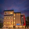 Photo of Fabhotel Prime Phoenix International