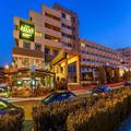 Exterior of Faleza Hotel by Vega