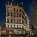 Exterior of Fauchon L'hotel Paris