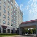 Exterior of Four Points by Sheraton Detroit Metro Airport