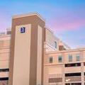 Exterior of Four Points by Sheraton Newark Airport