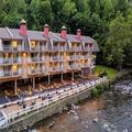 Exterior of Gatlinburg River Inn
